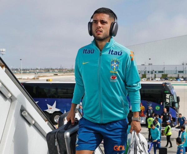 东方汇赢 图片报：科瓦奇和体能教练舒尔茨为扬-科托严格的训练计划